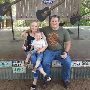 Meet your Posher, Shannon